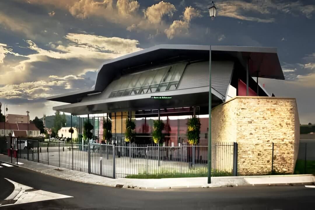 Chantier de l’Espace culturel Daniel Salvi en Essonne, études techniques et CVCD réalisées par RYM Ingénierie